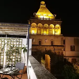 https://la-porta-dei-mori.palermohotels.org